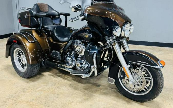 2013 Harley-Davidson® FLHTCUTAE - Tri Glide® Ultra Classic® 110th Anniversary Edition