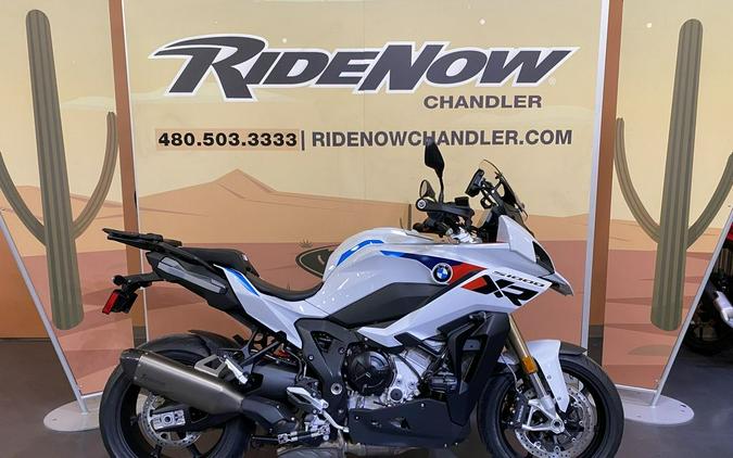 2025 BMW S 1000 XR Light White / M Motorsport