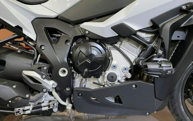 2025 BMW S 1000 XR Light White / M Motorsport