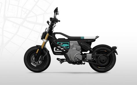 2025 BMW CE-02