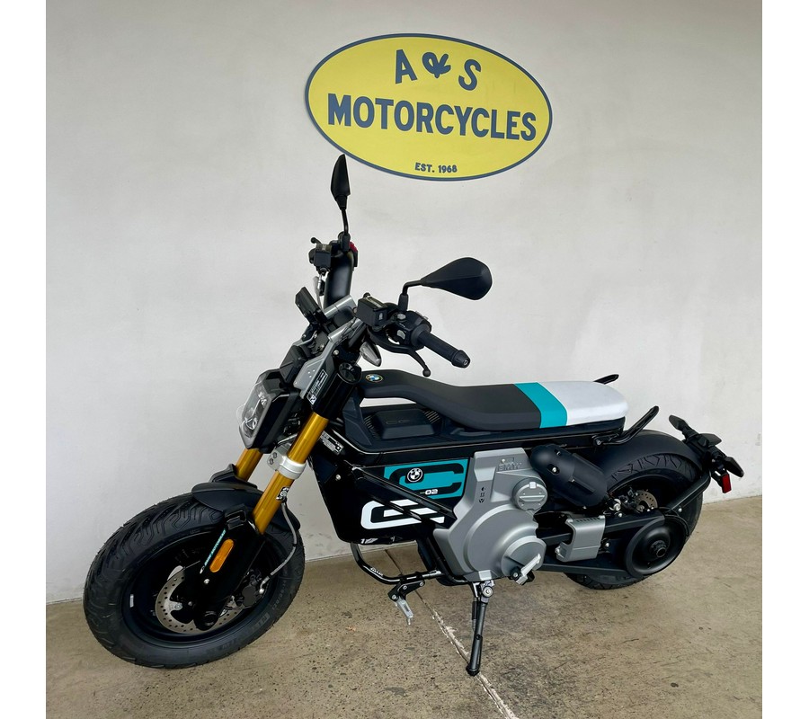 2025 BMW CE-02