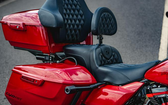 FLTRXSTSE 2025 CVO™ Road Glide™ ST