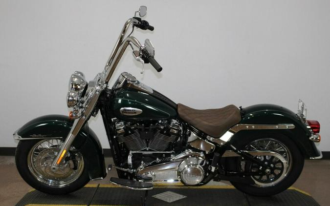 Harley-Davidson Heritage Classic 2024 FLHCS 84392224 ALPINE GREEN W/ PINSTRIPE