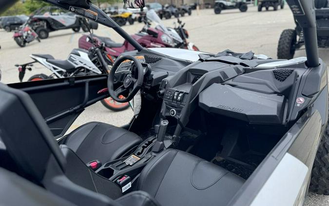 2023 Can-Am Maverick X3 DS Turbo Catalyst Gray