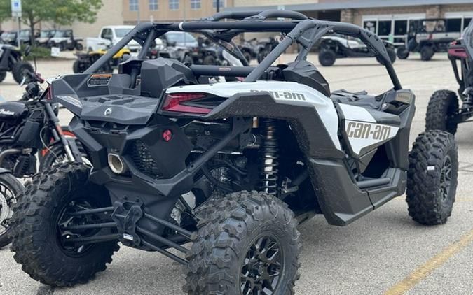 2023 Can-Am Maverick X3 DS Turbo Catalyst Gray