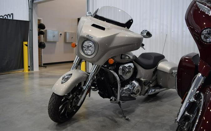 2022 Indian Motorcycle® Chieftain® Limited Silver Quartz Metallic