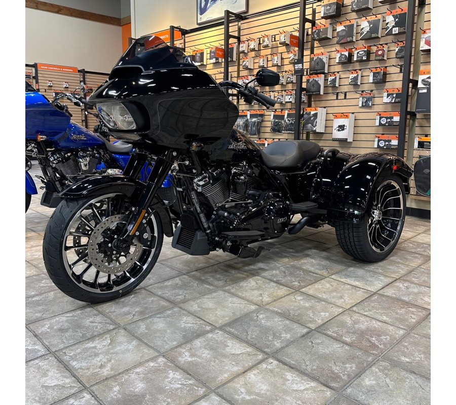 2025 FLTRT Road Glide 3