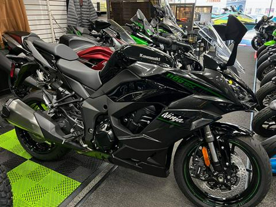 2025 Kawasaki Ninja 1100SX ABS