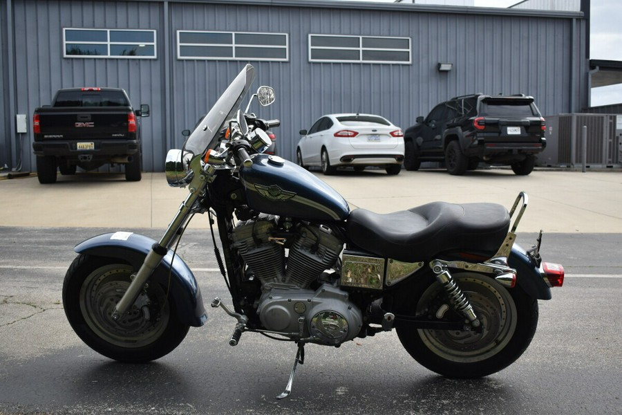2003 Harley-Davidson® Sportster® 883 Custom