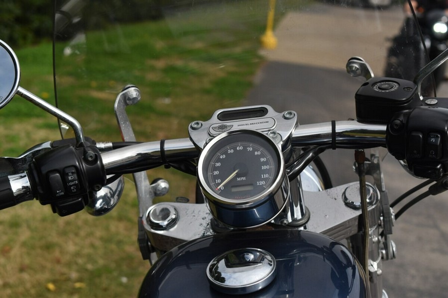 2003 Harley-Davidson® Sportster® 883 Custom