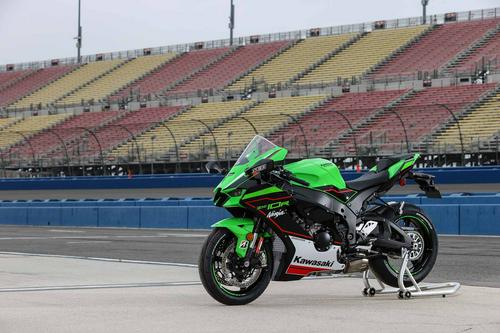 2021 Kawasaki Ninja ZX-10R Track MC Commute Review