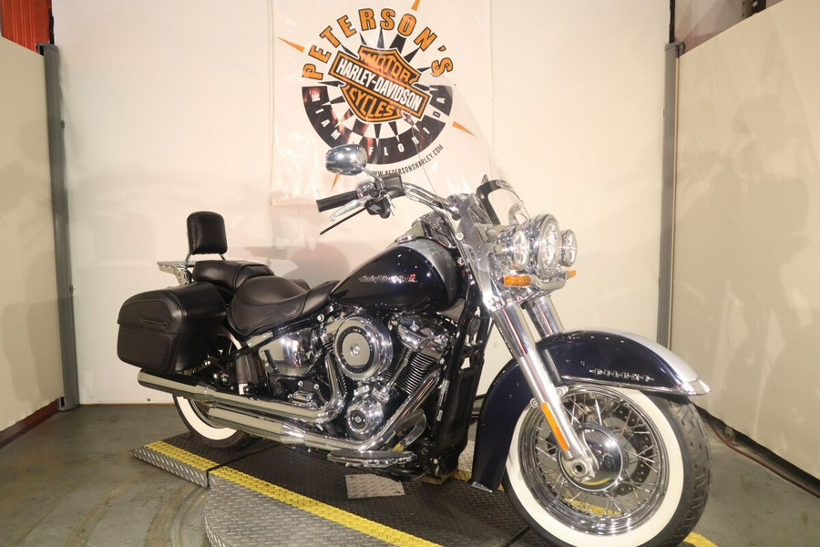2019 Harley-Davidson Deluxe Midnight Blue/Barracuda Silver