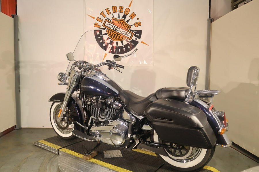 2019 Harley-Davidson Deluxe Midnight Blue/Barracuda Silver