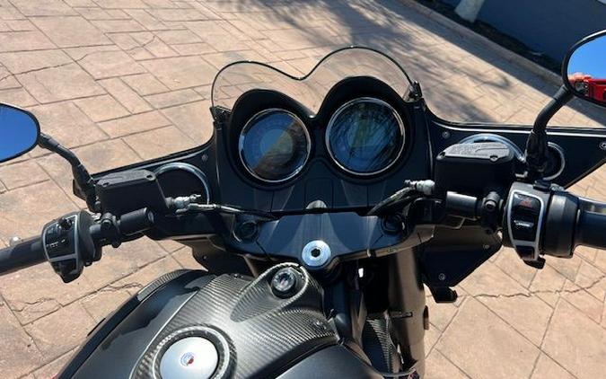 2017 Moto Guzzi MGX-21