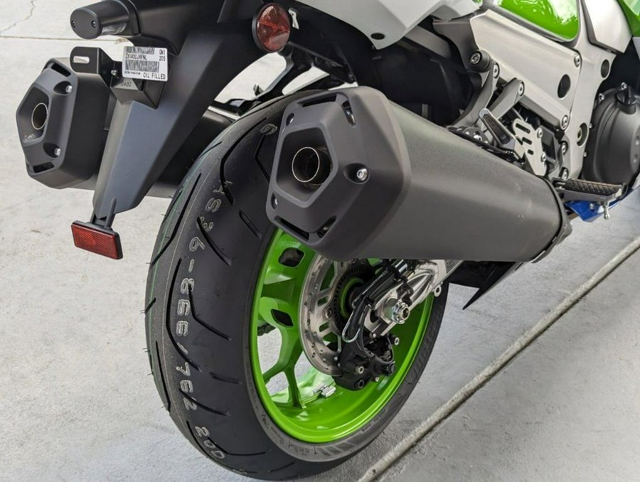 2024 Kawasaki Ninja® ZX™-14R 40th Anniversary Edition ABS