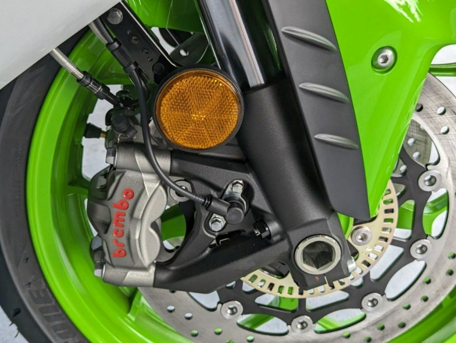 2024 Kawasaki Ninja® ZX™-14R 40th Anniversary Edition ABS