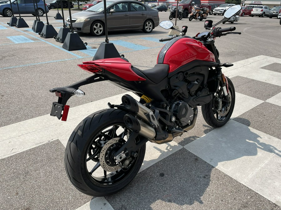2024 Ducati Monster Plus