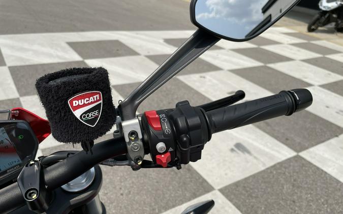 2024 Ducati Monster Plus