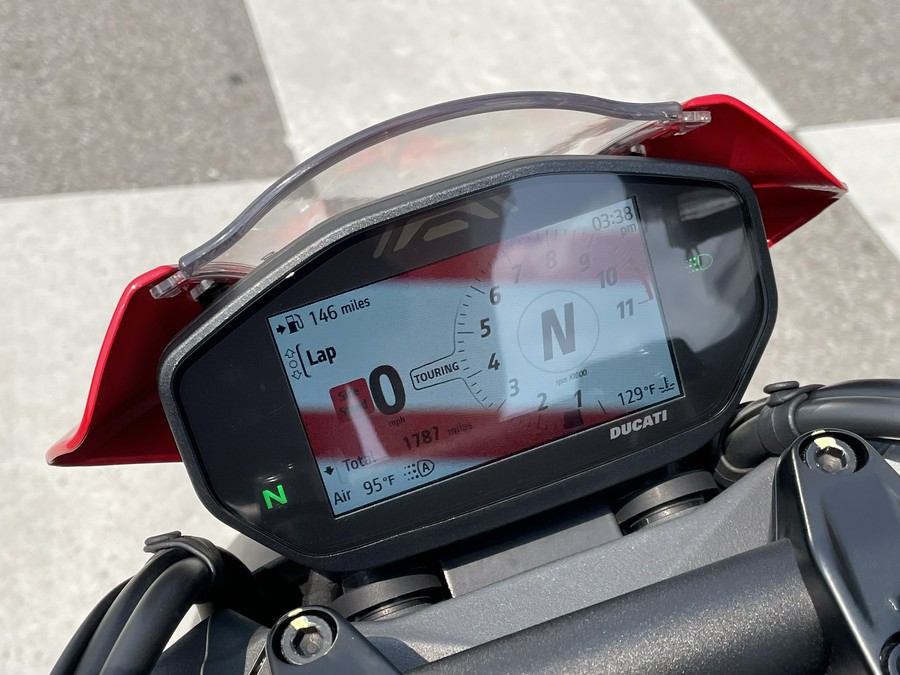 2024 Ducati Monster Plus