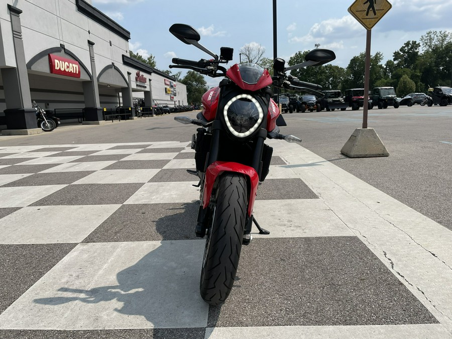 2024 Ducati Monster Plus