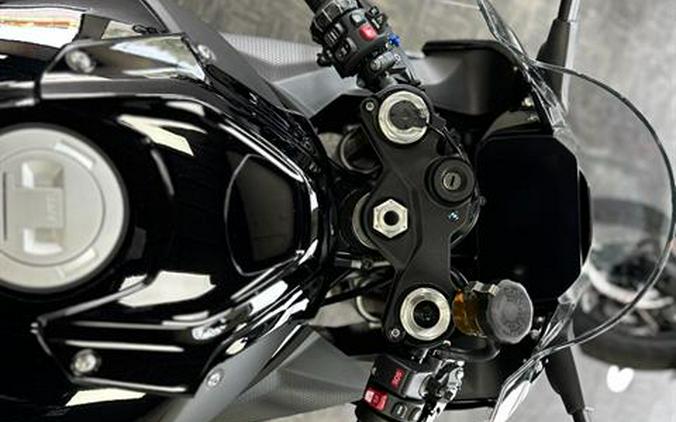 2024 BMW S 1000 RR