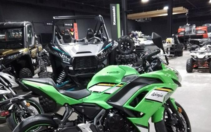 2025 Kawasaki EX650PSFAN