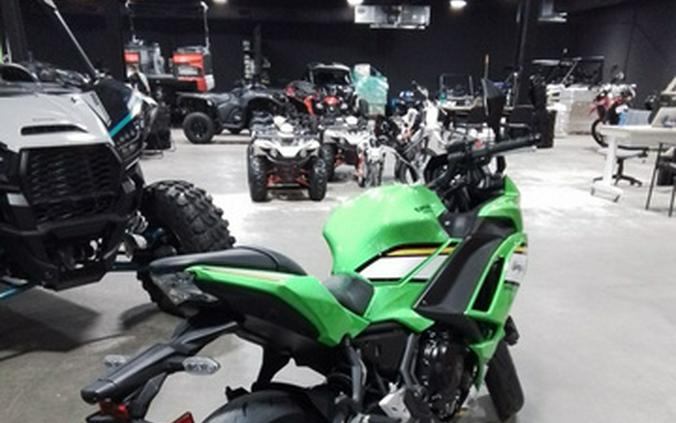 2025 Kawasaki EX650PSFAN