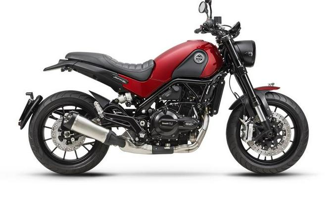 2021 Benelli Leoncino Review (15 Fast Facts for Retro Italian Aficionados)