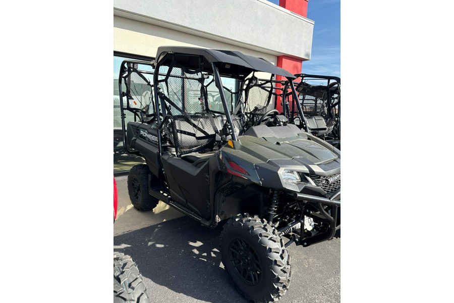 2026 Honda PIONEER 700-4 DELUXE Deluxe