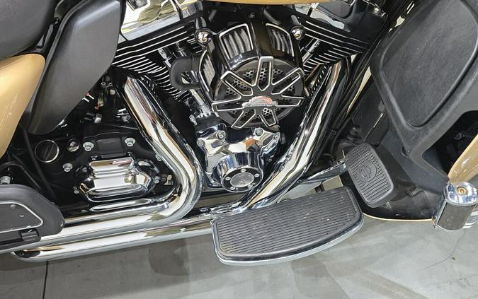 FLHTCUTG 2014 Tri Glide® Ultra