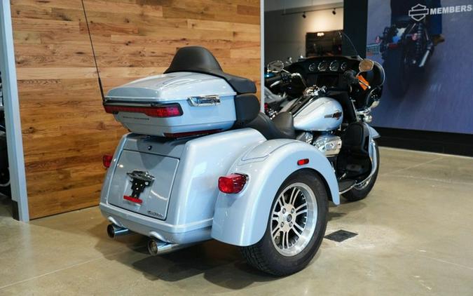 2023 Harley-Davidson Trike FLHTCUTG - Tri Glide Ultra