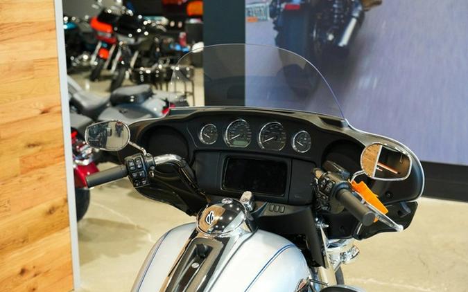 2023 Harley-Davidson Trike FLHTCUTG - Tri Glide Ultra