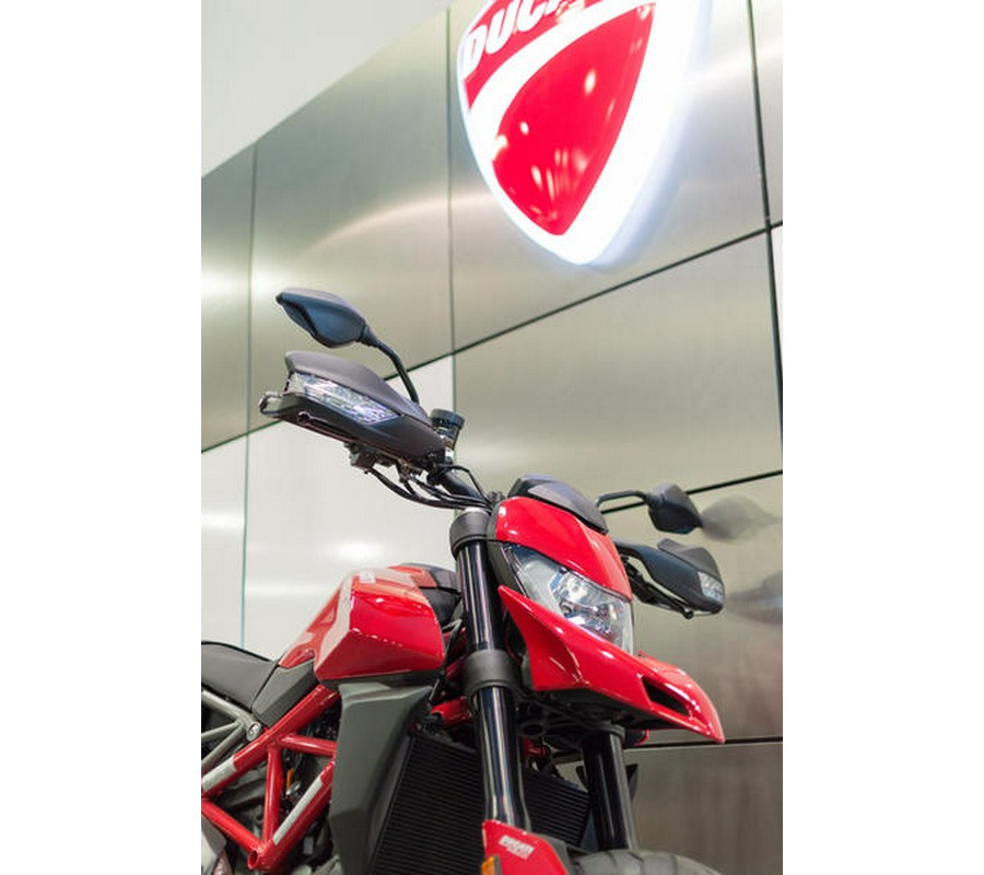 2023 Ducati Hypermotard 950 Red