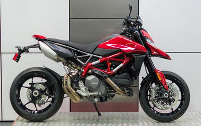 2023 Ducati Hypermotard 950 Red