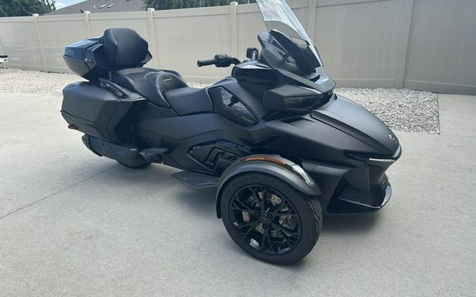 2024 Can-Am Spyder RT Limited Dark Wheels