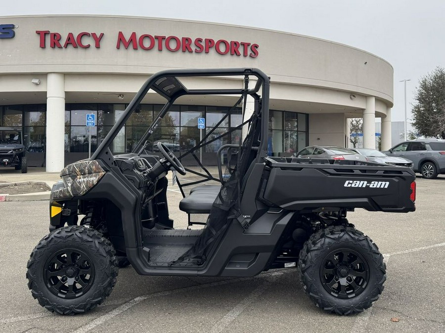 2026 Can-Am® Defender DPS HD7 Dark Wildland Camo