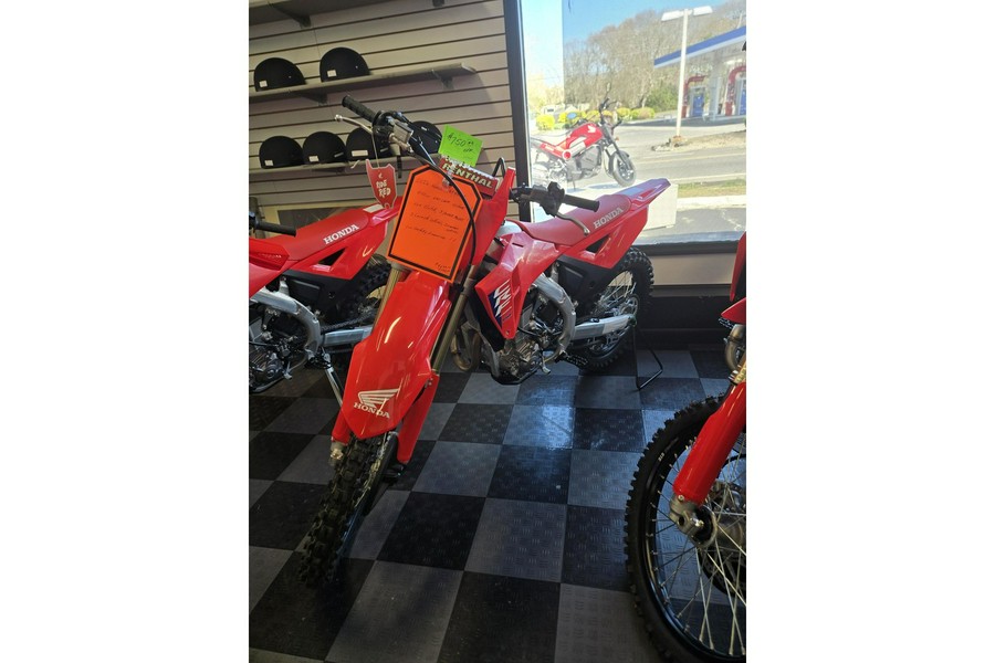 2026 CRF450R - Honda