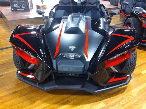 2020 Slingshot R Review (12 Fast Facts on 3 Wheels)