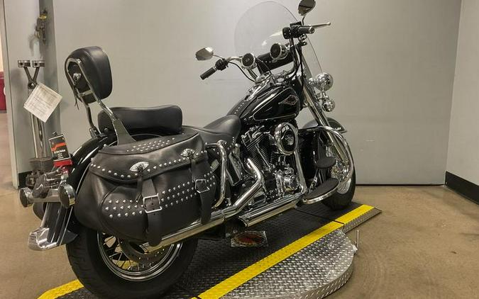 2015 Harley-Davidson® FLSTC - Heritage Softail® Classic