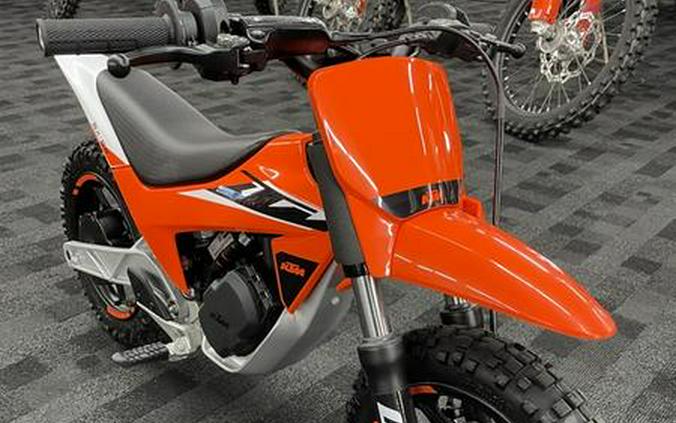 FIRST LOOK! THE ALUMINUM FRAMED 2024 KTM SX-E 2 IS COMING SOON