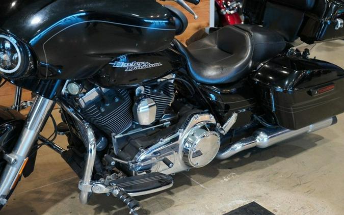 2015 Harley-Davidson Street Glide FLHXS - Special