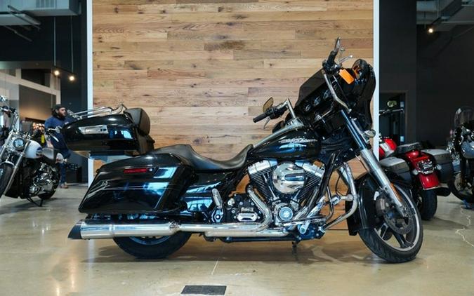 2015 Harley-Davidson Street Glide FLHXS - Special