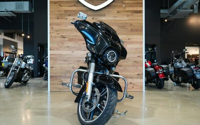 2015 Harley-Davidson Street Glide FLHXS - Special