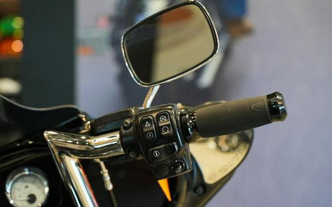 2015 Harley-Davidson Street Glide FLHXS - Special