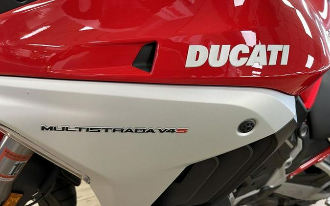 2024 Ducati Multistrada V4 S Travel & Radar Spoked Wheels Red