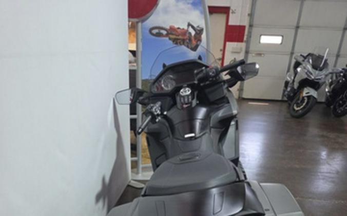 2026 Honda Gold Wing Automatic DCT
