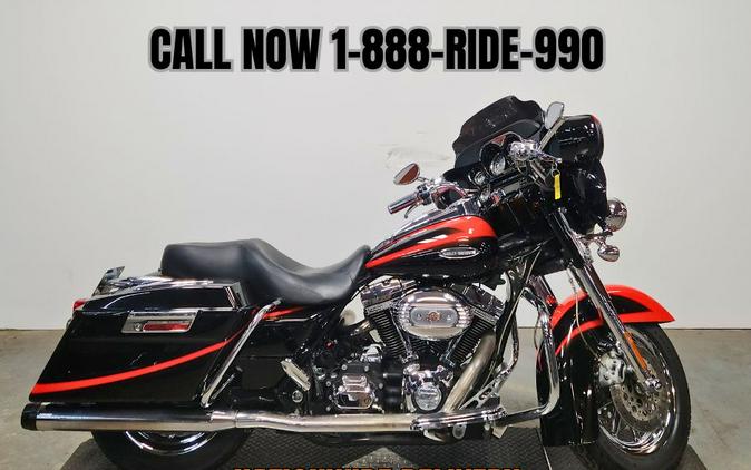 2007 Harley-Davidson® CVO Electra Glide Ultra Classic - FP7523