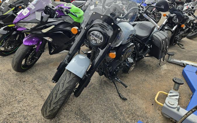 2024 INDIAN MOTORCYCLE CHIEF BOBBER DARK HORSE