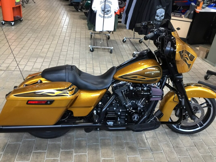 2016 Harley-Davidson Street Glide Special Hard Candy Gold Flake- Includes 1 Year Warranty