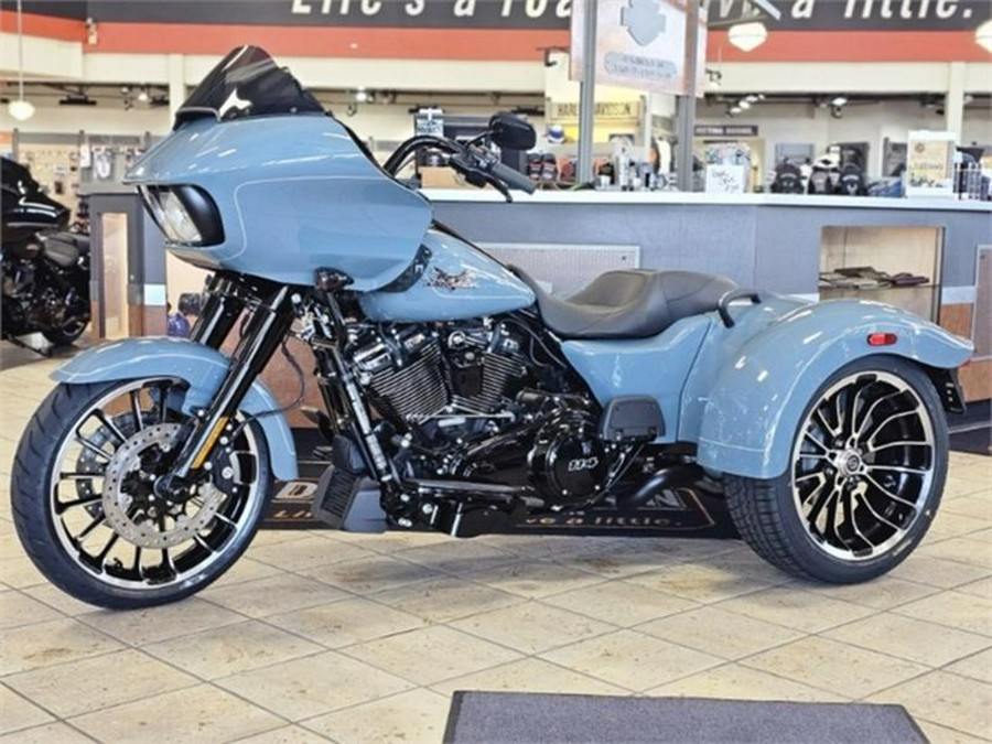 2024 Harley-Davidson® FLTRT - Road Glide® 3